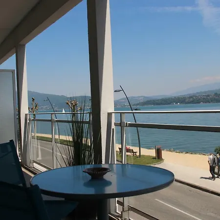 Vue Sublime Sur Le Du Bourget アパート *